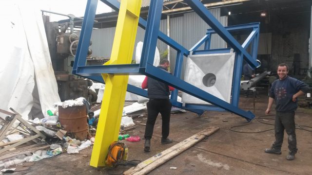 bulk bag unloader with electric hoist