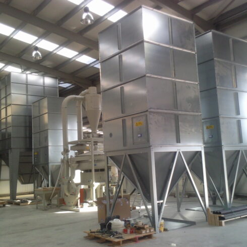 modular silo for plastic pellets