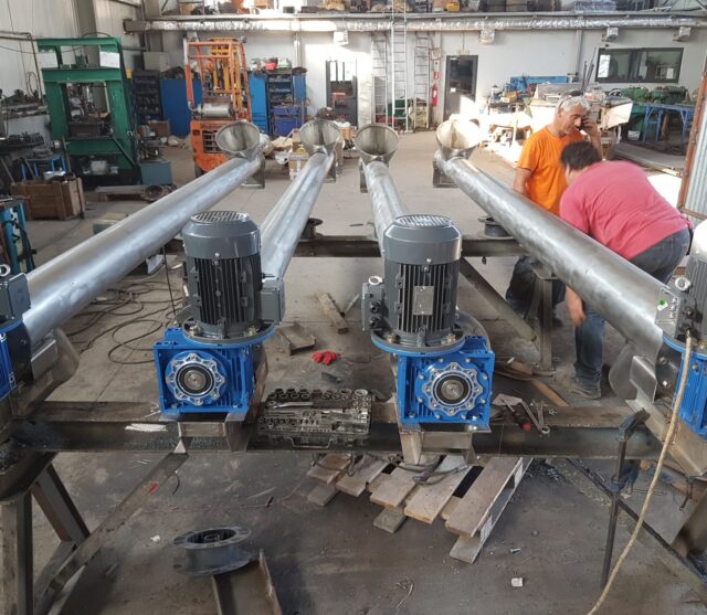 μεταφορικοί κοχλίες για λιπάσματα