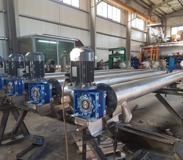 μεταφορικοί κοχλίες για λιπάσματα